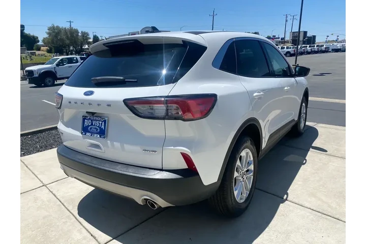 $20588 : Ford Escape 2022 AWD SE 4dr image 7
