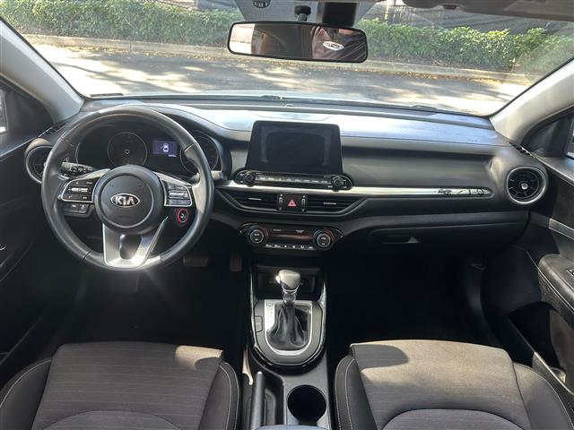 $11700 : Kia forte S image 3