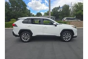 $24995 : Toyota RAV4 2019 XLE Premium thumbnail
