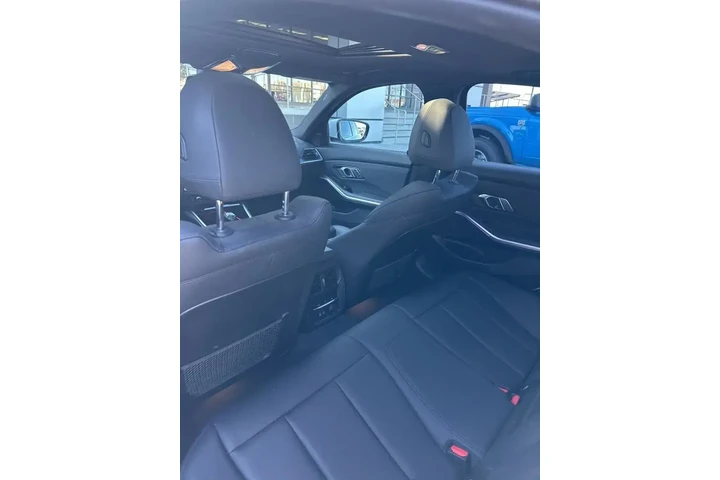 $20351 : BMW 3 Series 2019 330i 4dr S image 4