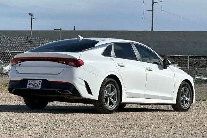 $19500 : Kia K5 2024 LXS 4dr Sedan image 4