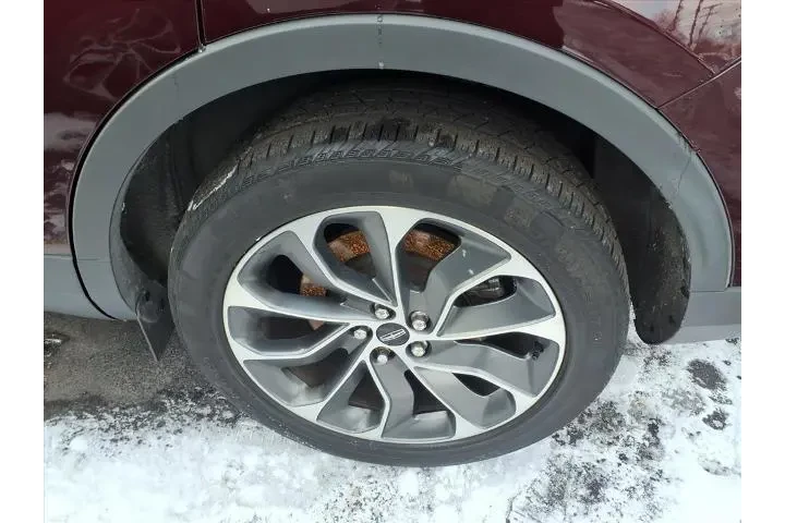 $32895 : Lincoln Nautilus 2022 AWD Re image 8