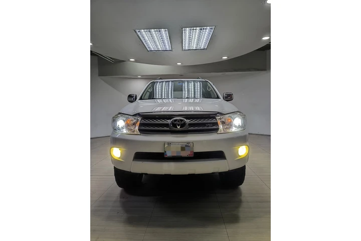 $32000 : Venta Toyota fortuner 2010 image 9
