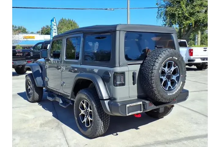 $32985 : Jeep Wrangler Unlimited 2021 image 6