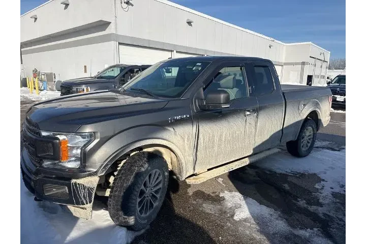 $23499 : Ford F-150 2018 4x4 XLT 4dr image 2