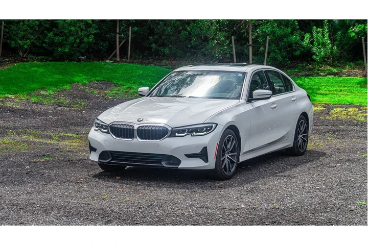 $19995 : BMW 3 Series 2021 AWD 330i x image 1