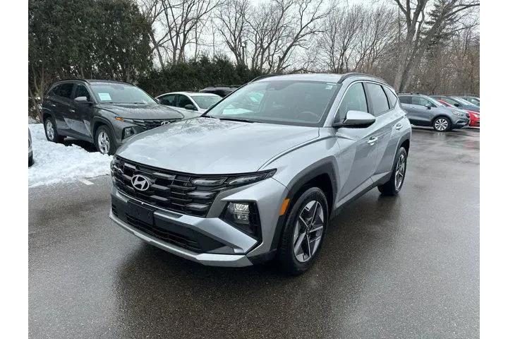 $25000 : Hyundai TUCSON 2025 AWD SEL image 4
