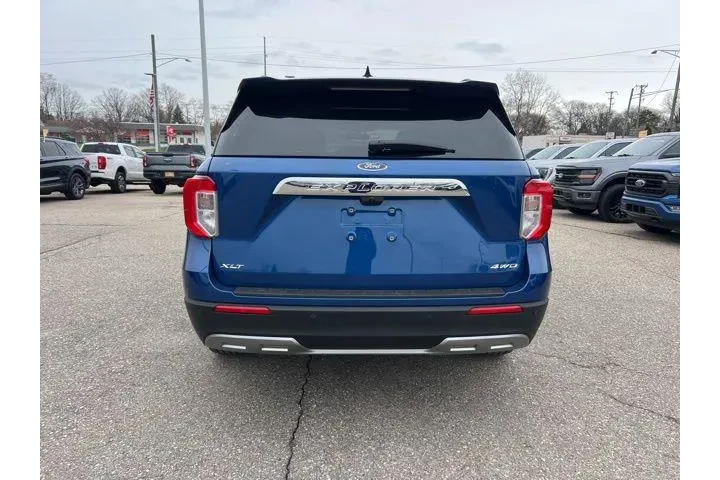 $29679 : Ford Explorer 2023 AWD XLT 4 image 5