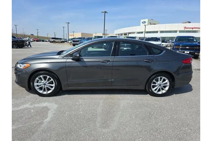$19500 : Ford Fusion 2020 SE 4dr Seda image 2