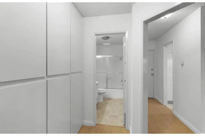 $1500 : 1 Bed 1 Bath Apt in Carson image 8