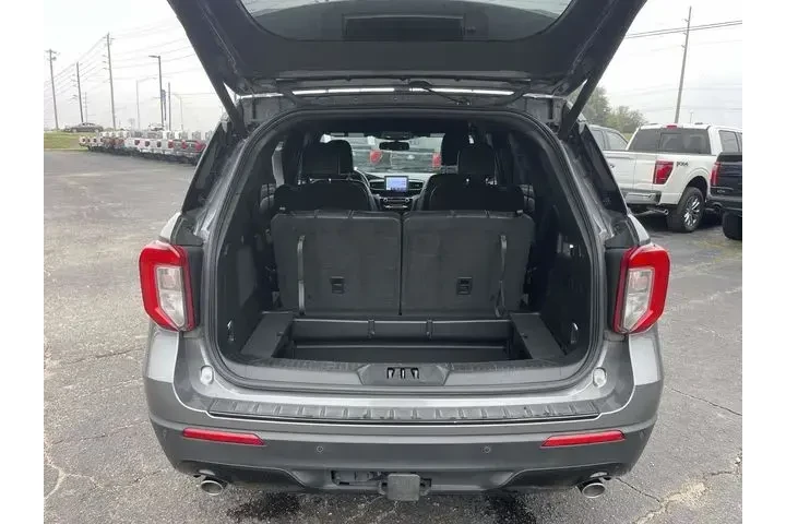 $32990 : Ford Explorer 2023 ST-Line 4 image 10