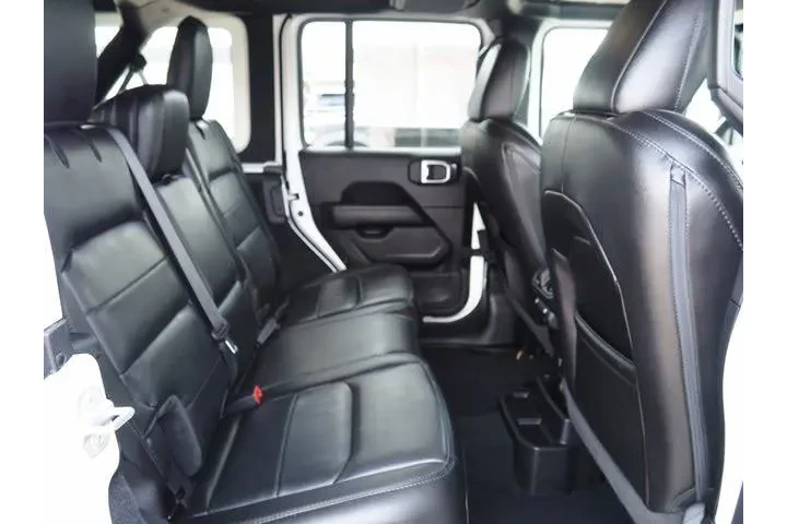 $31333 : Jeep Wrangler Unlimited 2021 image 9