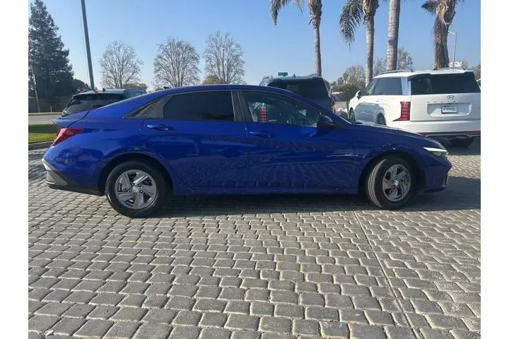 $19995 : Hyundai ELANTRA 2025 SE 4dr image 5