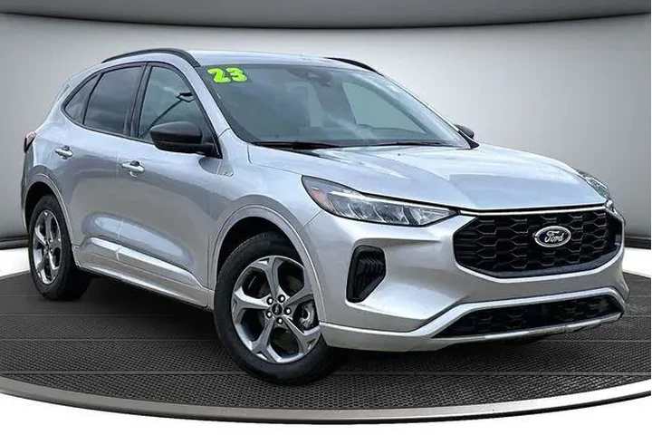 $23000 : Ford Escape 2023 ST-Line 4dr image 3