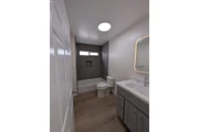$3800 : 629 E 83rd St 90001 thumbnail