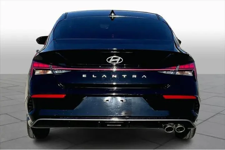 $26377 : Hyundai ELANTRA 2025 N Line image 5