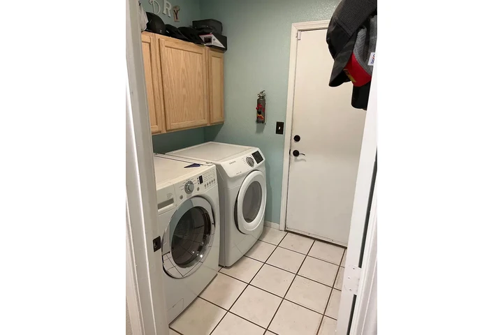 $1280 : 3 Recamaras 2 Baños image 5