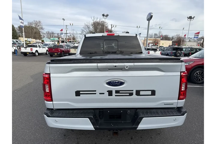 $37995 : Ford F-150 2021 4x4 XLT 4dr image 8