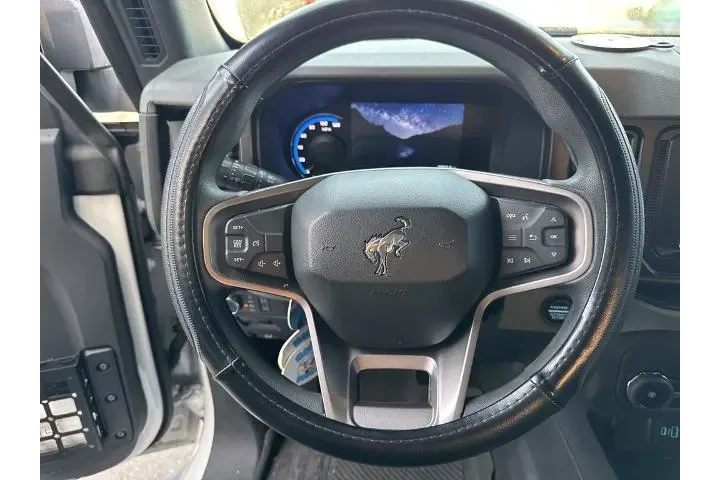 $34088 : Ford Bronco 2021 4x4 Base 4d image 8