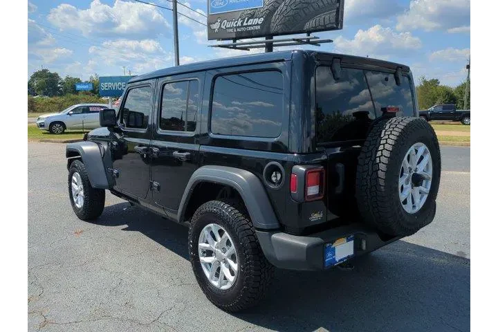 $30987 : Jeep Wrangler 2023 4x4 Sport image 6