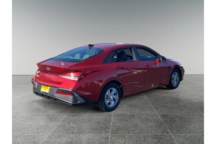 $19900 : Hyundai ELANTRA 2024 SE 4dr image 5