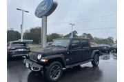 Jeep Gladiator 2022 4x4 Over en Raleigh