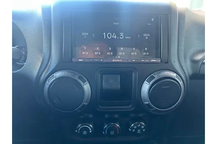 $17995 : Jeep Wrangler JK 2018 image 9