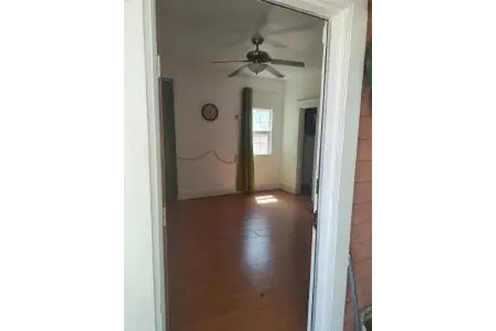 $800 : RECÁMARA AMPLIA📍 image 4