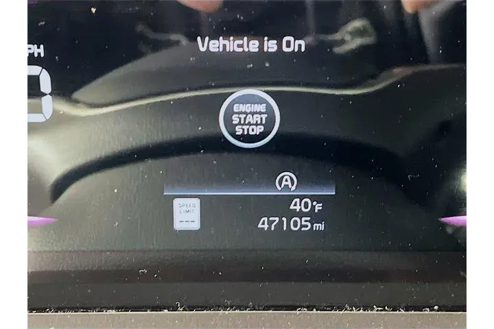 $30975 : Kia Telluride 2024 LX 4dr SU image 9