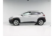 $19998 : Hyundai KONA 2022 AWD SEL 4d thumbnail
