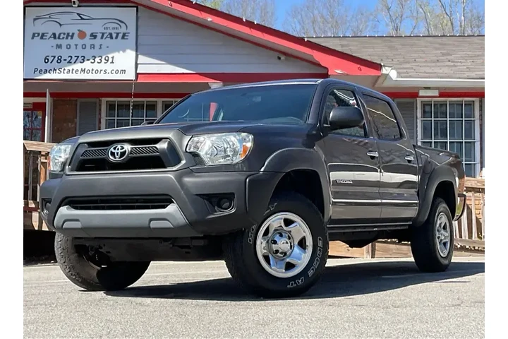 $18985 : Toyota Tacoma 2015 4x2 PreRu image 1