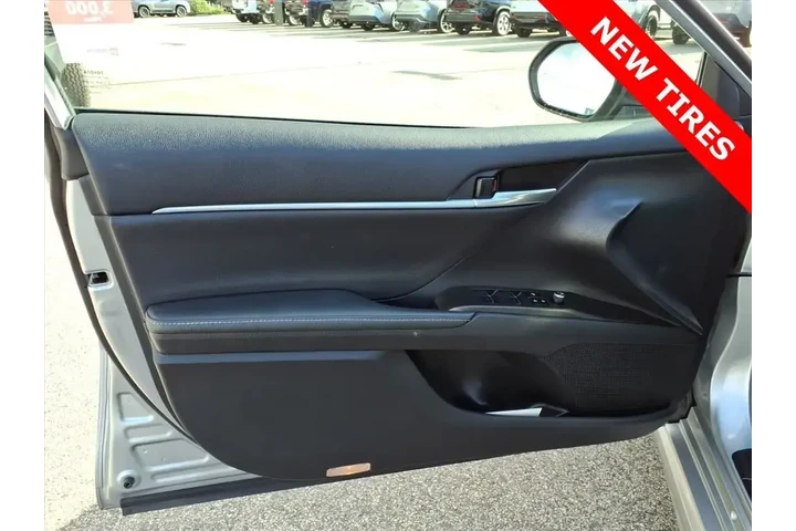 $27899 : Toyota Camry 2023 XSE 4dr Se image 10