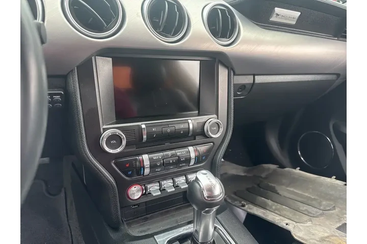 $33976 : Ford Mustang 2018 GT 2dr Fas image 8