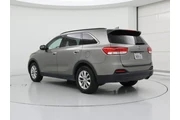 $14599 : Kia Sorento 2016 AWD LX V6 4 thumbnail