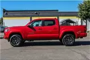 2021 Toyota Tacoma thumbnail