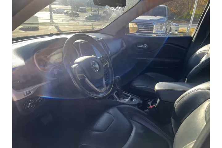 $9999 : 2015 Cherokee Limited image 9