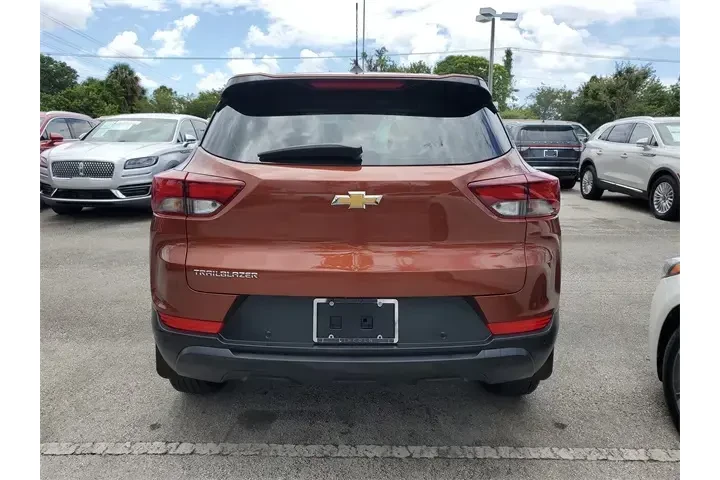 $14990 : Chevrolet Trailblazer 2021 L image 5