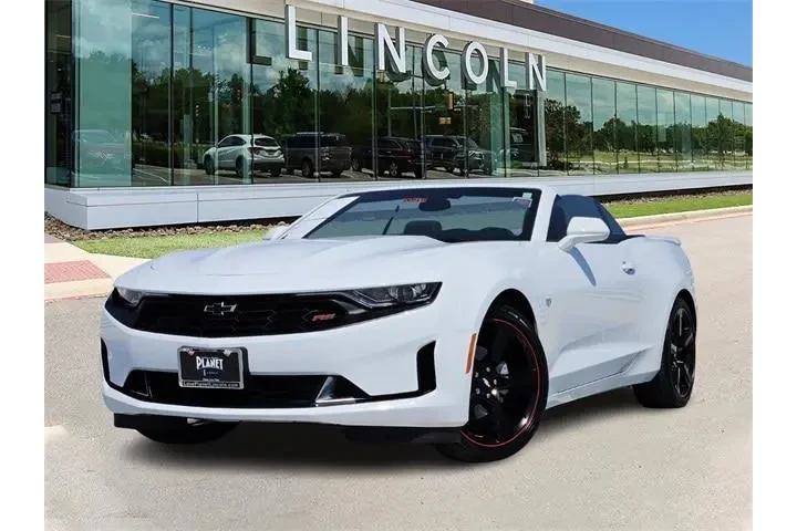 $32998 : Chevrolet Camaro 2024 LT 2dr image 1
