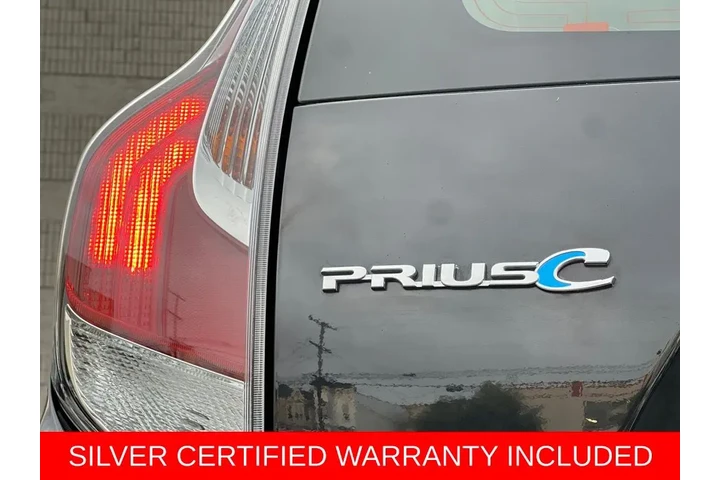 $15688 : Silver Certified2015 Prius c image 10