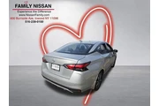 $18232 : Nissan Versa 2025 SV 4dr Sed thumbnail
