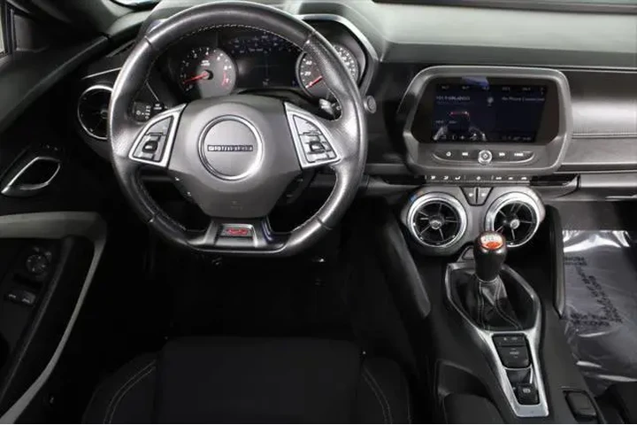 $38113 : Chevrolet Camaro 2021 SS 2dr image 9