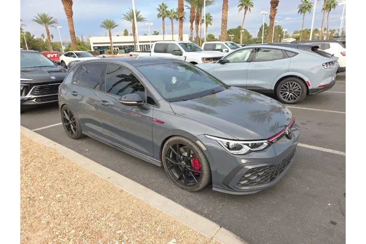 $32074 : Volkswagen Golf GTI 2024 380 image 1