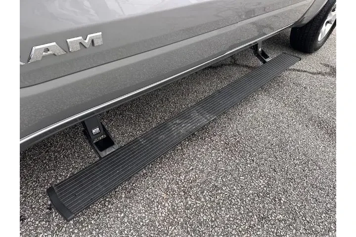 $39990 : Ram 1500 2024 4x4 Big Horn 4 image 9