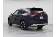 $27998 : Mitsubishi Outlander 2024 SE thumbnail