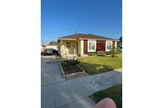 Pico Rivera Available en Los Angeles