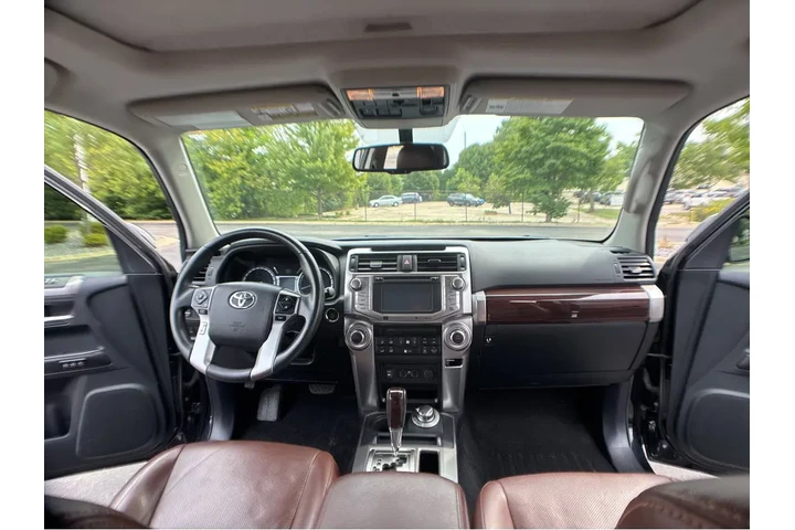 $23500 : 2015 4Runner image 3