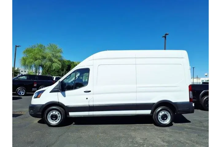 $39988 : Ford Transit 2023 250 3dr LW image 3