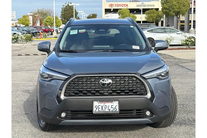 $27063 : Toyota Corolla Cross 2023 AW image 2