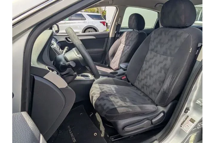 $5597 : Nissan Sentra 2013 S 4dr Sed image 7