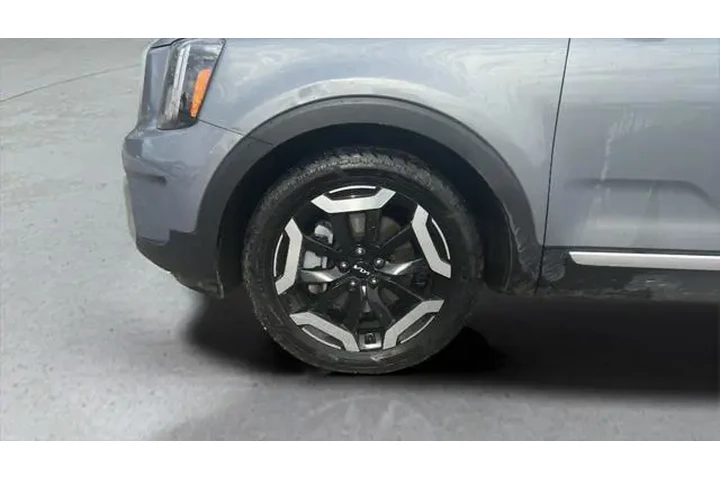 $27833 : Kia Telluride 2023 AWD S 4dr image 9